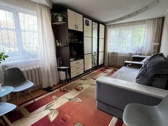 Продам 2-комн квартиру в районе Батумская ул. Днепр