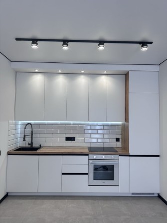 Гаряча пропозиція від власника Нова Англія євротрьошка з ремонтом - фото 1