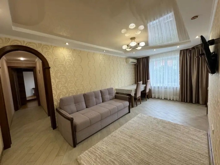 Продам 3к квартиру с ремонтом 64м2 ж/м Тополь 1 - фото 1