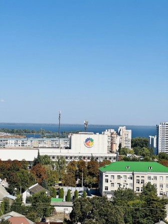 ШИКАРНА Велика ВИДОВА 3 кім. квартира самий  ЦЕНТР  105000$ - фото 1