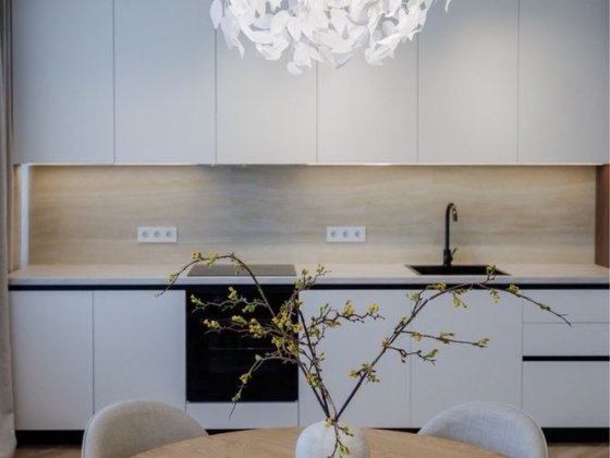 Продам квартиру з ремонтом (ЖК Терракота, метро Вирлиця), власник Киев