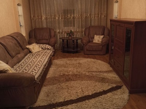 Трикімнатна квартира, вул. Генерала Момота