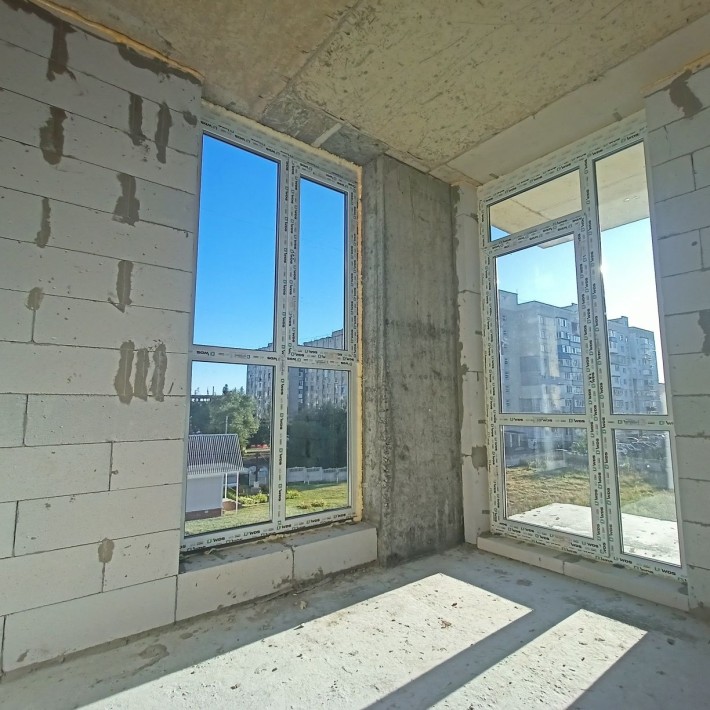 Продаж 1к квартири 32 кв. м на вул. Сергія Зулінського - фото 1