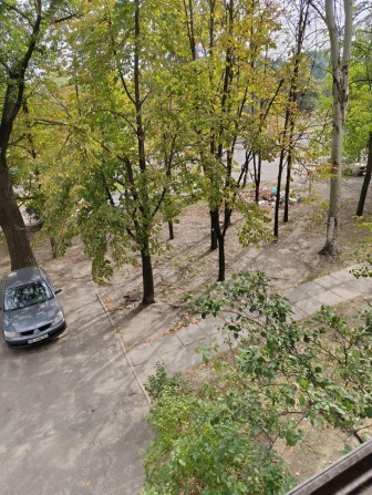 Продается 4 комнатная квартира на Победе 4 с отличной планировкой. - фото 1