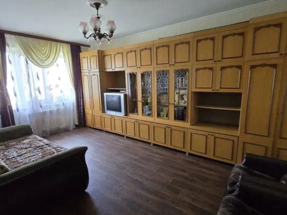 Продам 4-комн квартиру в районе Варейкиса ул. Днепр