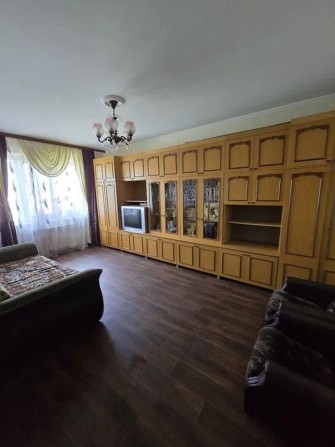 Продам 4-комн квартиру в районе Варейкиса ул. - фото 1