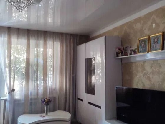 Продам 3-комн квартиру в районе Космонавтов ул. Днепр