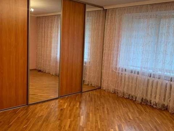 Продаж трикімнатної квартири вул.Праведниці Шулежко - вул.Гоголя Черкаси