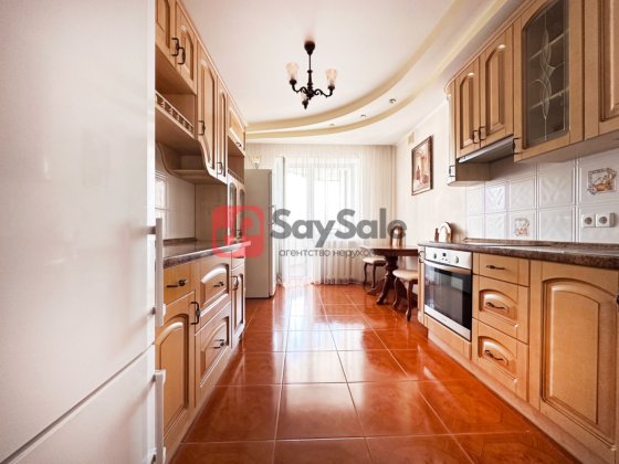 БЕЗ%. Продам 3к квартиру 95м2 на Позняках, вул.Ахматової 35б. Осокорки Київ