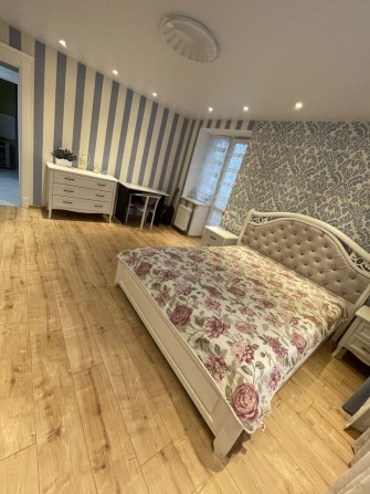 Дизайнерська 3 кмн квартира вул.Жужоми,р-н Митниця - фото 1