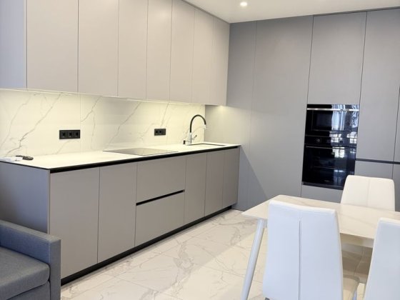 ВЛАСНИК. Продаж 2-к квартири в ЖК Варшавський плюс Киев