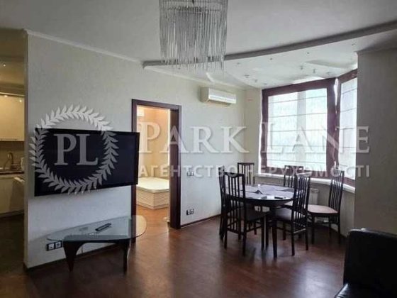 Продаж 2К Квартири з ремонтом Здолбунівська 9б Киев