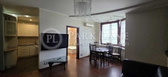 Продаж 2К Квартири з ремонтом Здолбунівська 9б - фото 1