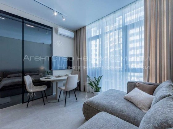 Верхогляда 17в, Новопечерські Липки, 1 кімн., 44м2, Ремонт, Центр Киев