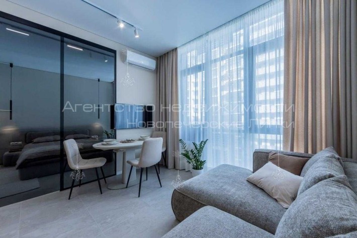 Верхогляда 17в, Новопечерські Липки, 1 кімн., 44м2, Ремонт, Центр - фото 1