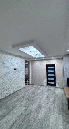 Продам 2 кімн. квартиру з РЕМОНТОМ у цегляному будинку (Придніпровськ) - фото 1