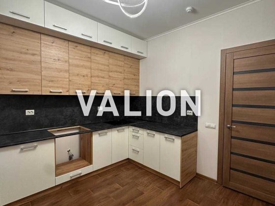 Продаж 1 кімнатної квартири ЖК Ревуцький метро Харківська Киев