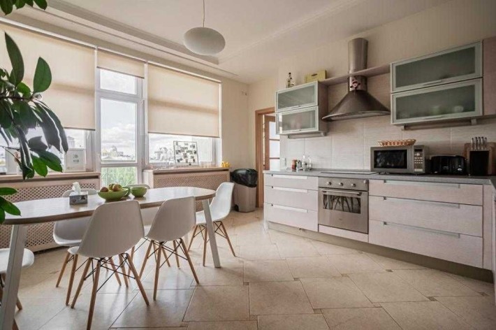 Продаж 5-кімнатної квартири. Бульва Тараса Шевченко 11. - фото 1