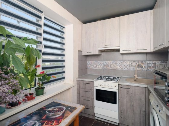 Продаж 3-х кімнатної квартири в Олександрівському районі