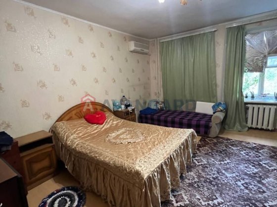 Недорога 1-кімнатна квартира з меблями, торг Запорожье