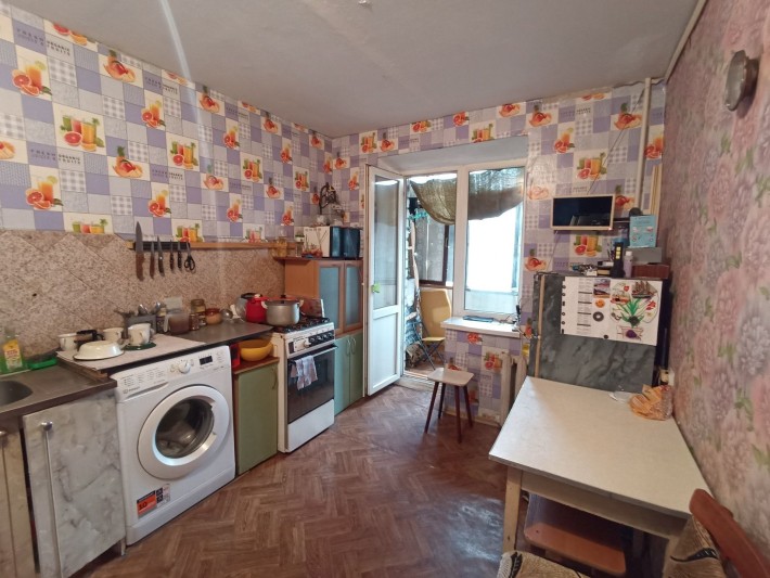 1к. велика 39м.кв. Центр. Цегляний будинок. - фото 1