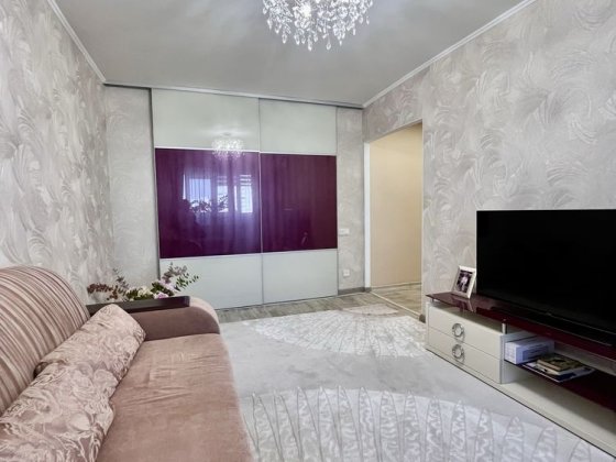 Пропонується сучасна  2- х кімнатна квартира на 3 Южний Ромакс Запорожье