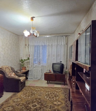 Продам 2 кімн квартиру в районі 13 школи - фото 1