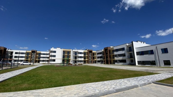 Продаж квартири на Леоніда Каденюка - фото 1