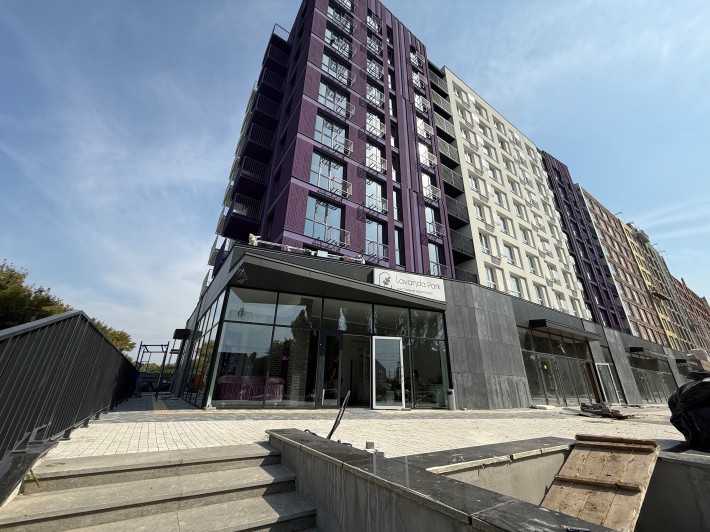 Продам квартиру Гарним плануванням у Новобудові! Замостянський район! - фото 1