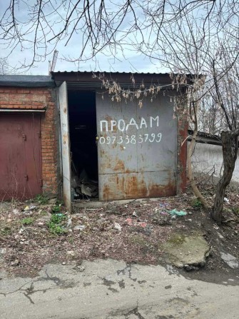 Продаж гаража на Південо-Заході, зупинка Танк - фото 1