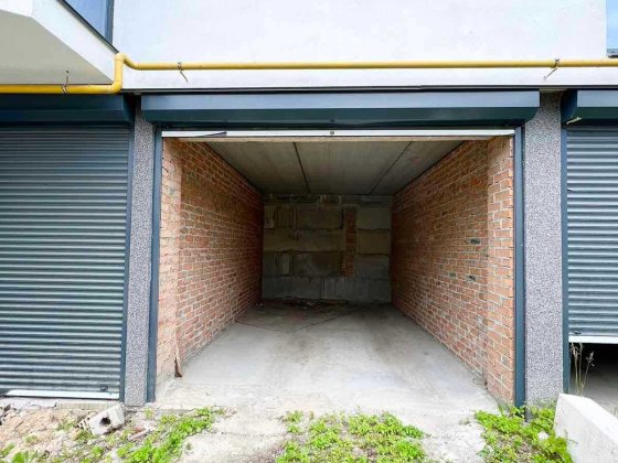 Продам гараж с документами Ирпень жк Ибис сухой в доме Ірпінь