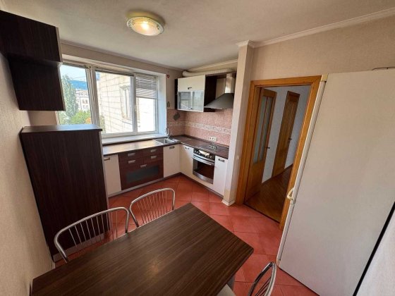 Без% Продам 3к з ремонтом вул Юрія Іллєнка 63 Метро - 10 хв пішки Київ