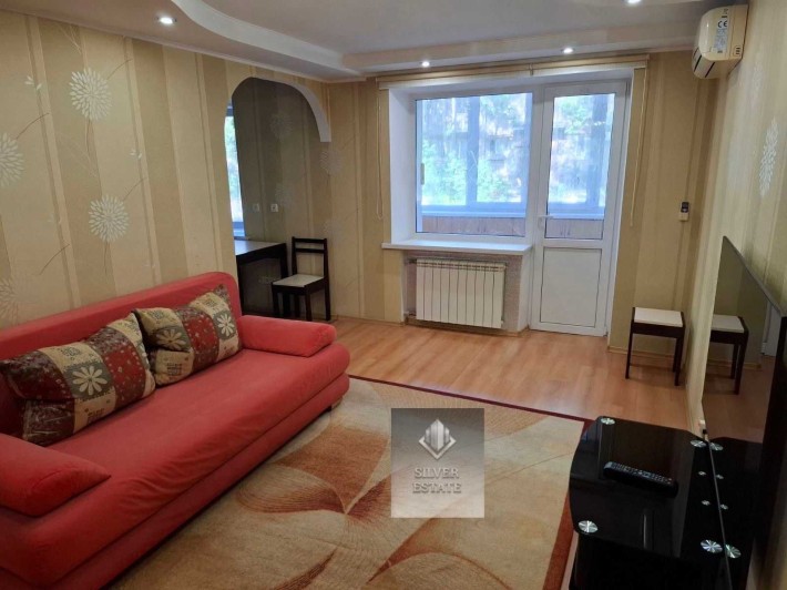 Гарна 2к з ремонтом . Вознесенівський район. - фото 1