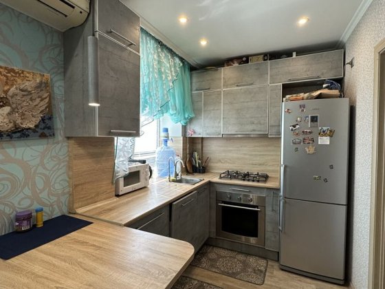 Затишна 3к.на 2/5, цегляний будинок. Заходь та живи! Запоріжжя