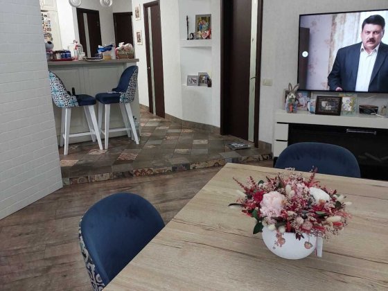 Продам квартиру-студію з двома кімнатами по вулиці Каховській.