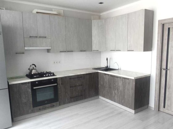 Продаю 2 к квартиру на вул.Зодчих 6597 Винница