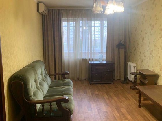 Продам 3-кімнатну квартиру Запорожье