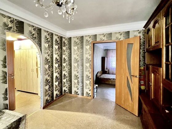 Продается 2 ком кв Вознесеновском р-не по ул Каменогорская Запорожье