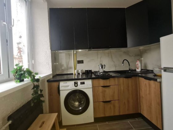 Продам 2 кім в центрі Грушевського Житомир