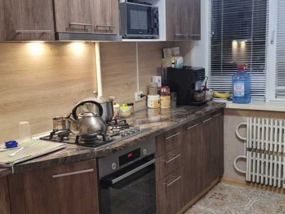 Продаж 2к квартири вулиця Калинова лівий берег слобожанський караван Днепр