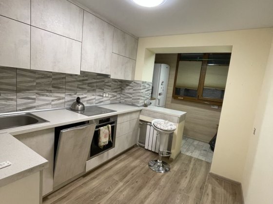 Продам квартиру с ремонтом на Тополе Днепр