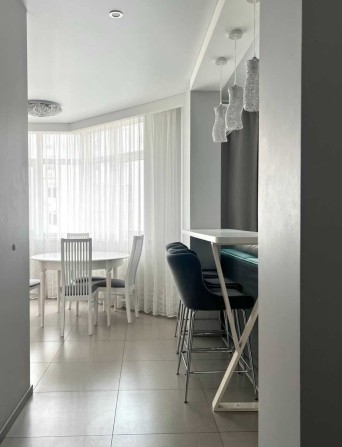 Продаж, світла 3-к квартира, з ремонтом, Освіти 16, Солом'янський р-н - фото 1