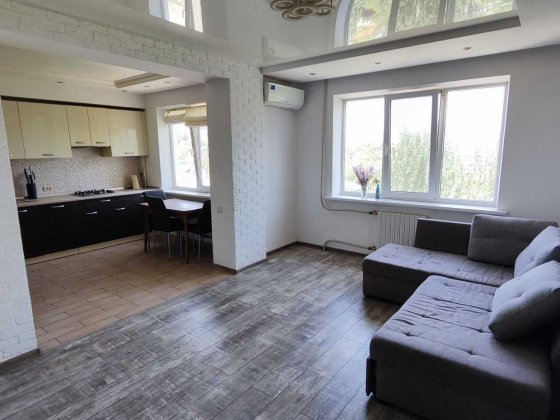 Продам 3к. з ремонтом жм Перемога-4, проспект Героїв, 18. Днепр