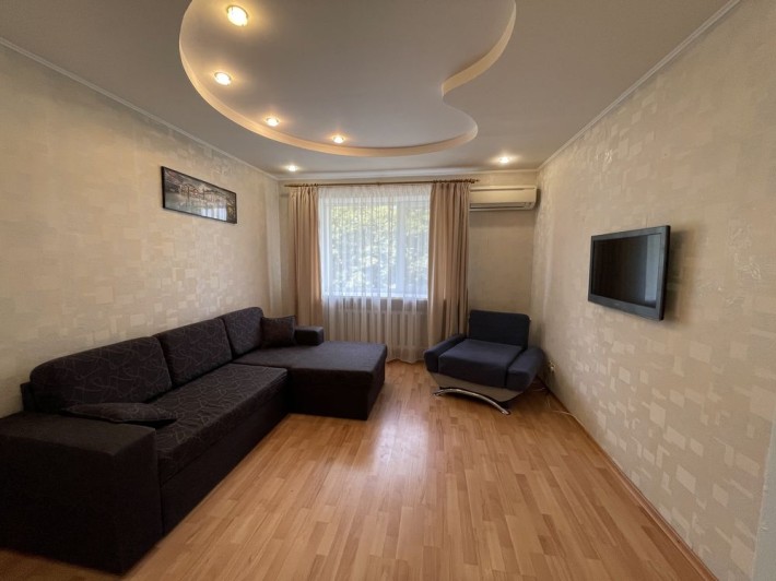 Продажа 1 комнатной квартиры пр.Гагарина, после ремонта. - фото 1