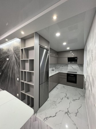 Продается 2 х комн, квартира Хортицкий рацон - фото 1