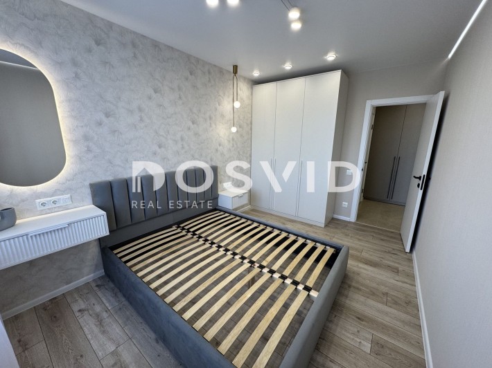 Продам стильную 1-комн кв-ру с дизайнерским ремонтом в ЖК «Аржанова» - фото 1