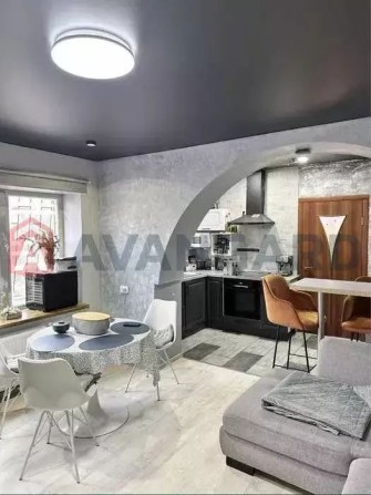 Продам красивый дом с терассой и новым ремонтом 35000$ - фото 1