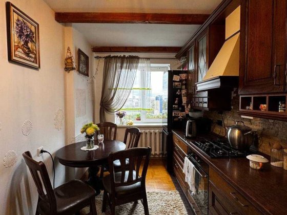 Продаж 3-кімнатної квартири у Сихові, вул. Чукаріна, 18 Львов