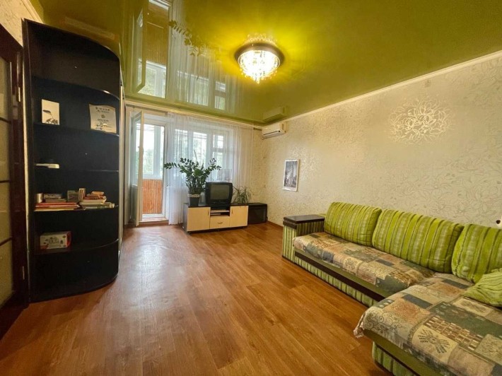 Продам простору 2 кімнатну квартиру на Північному - фото 1