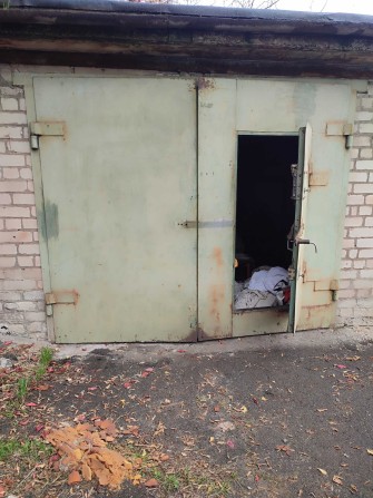 Продам капитальный гараж кооператив АВТОМОБИЛИСТ - фото 1